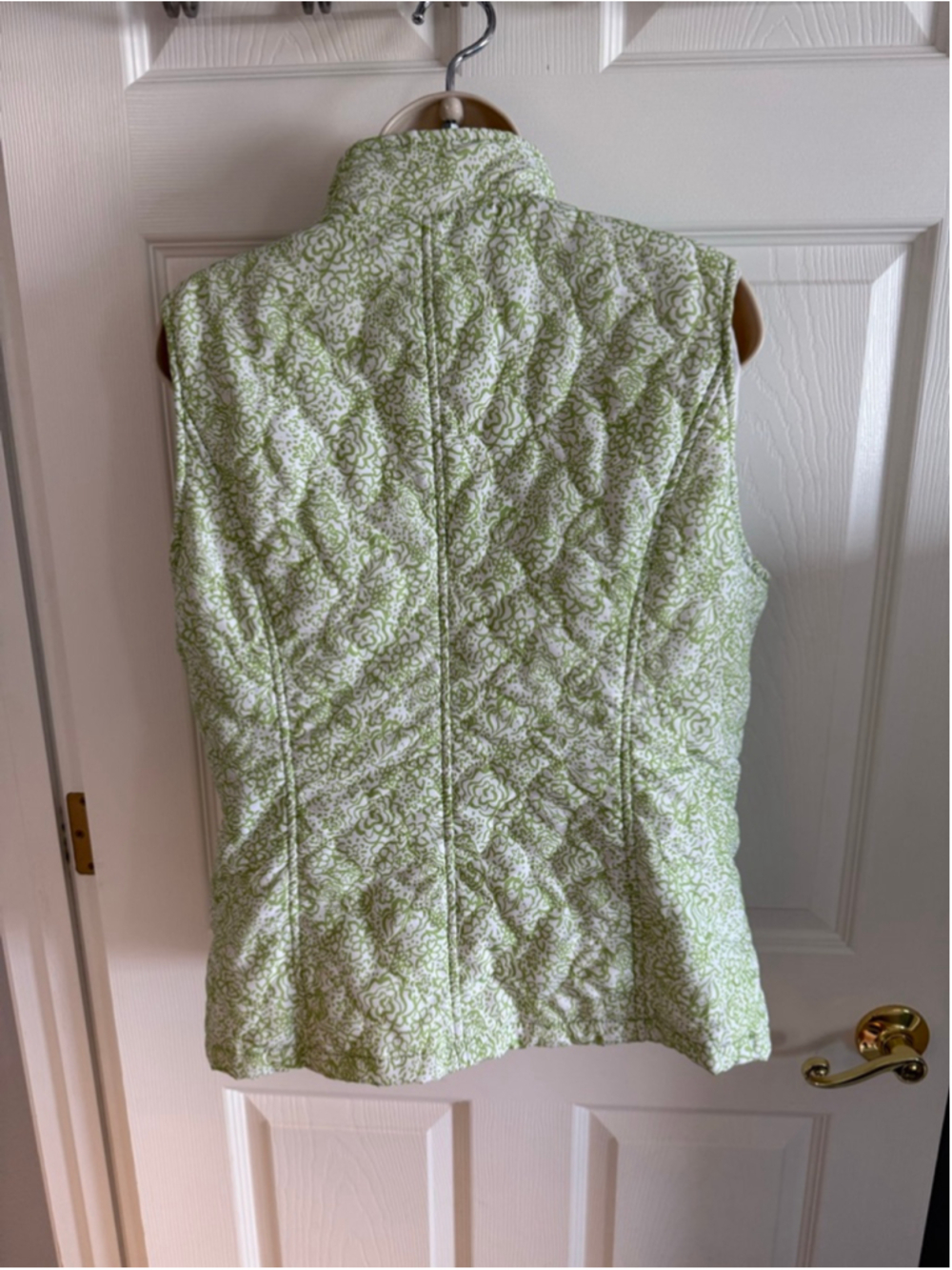 Christopher & Banks quilted vest green and white floral size Medium - Picture 3 of 9